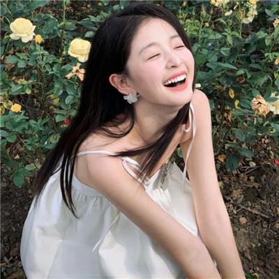 黎明时分的年轻人们
